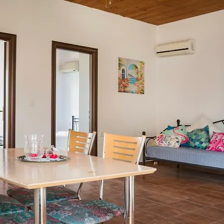 Casa Tselente Apartment *